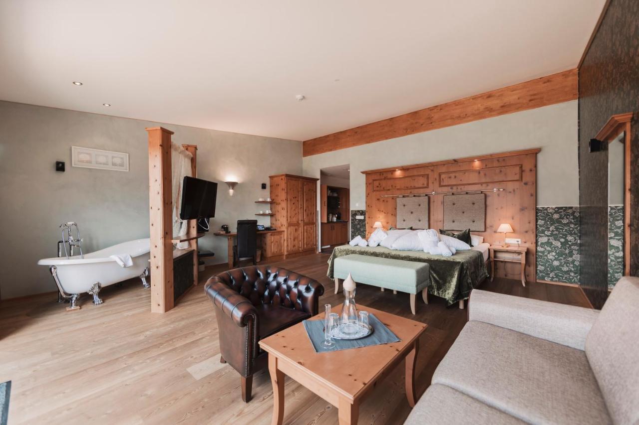 Wellness Aparthotel Panorama Alpin - Ferienwohnungen Jerzens Im Pitztal Bagian luar foto