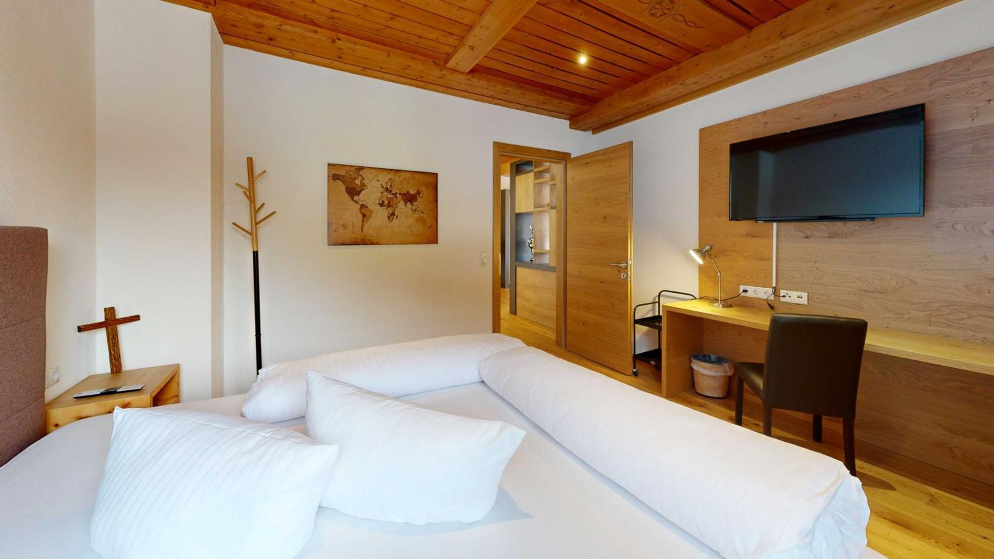 Wellness Aparthotel Panorama Alpin - Ferienwohnungen Jerzens Im Pitztal Bagian luar foto