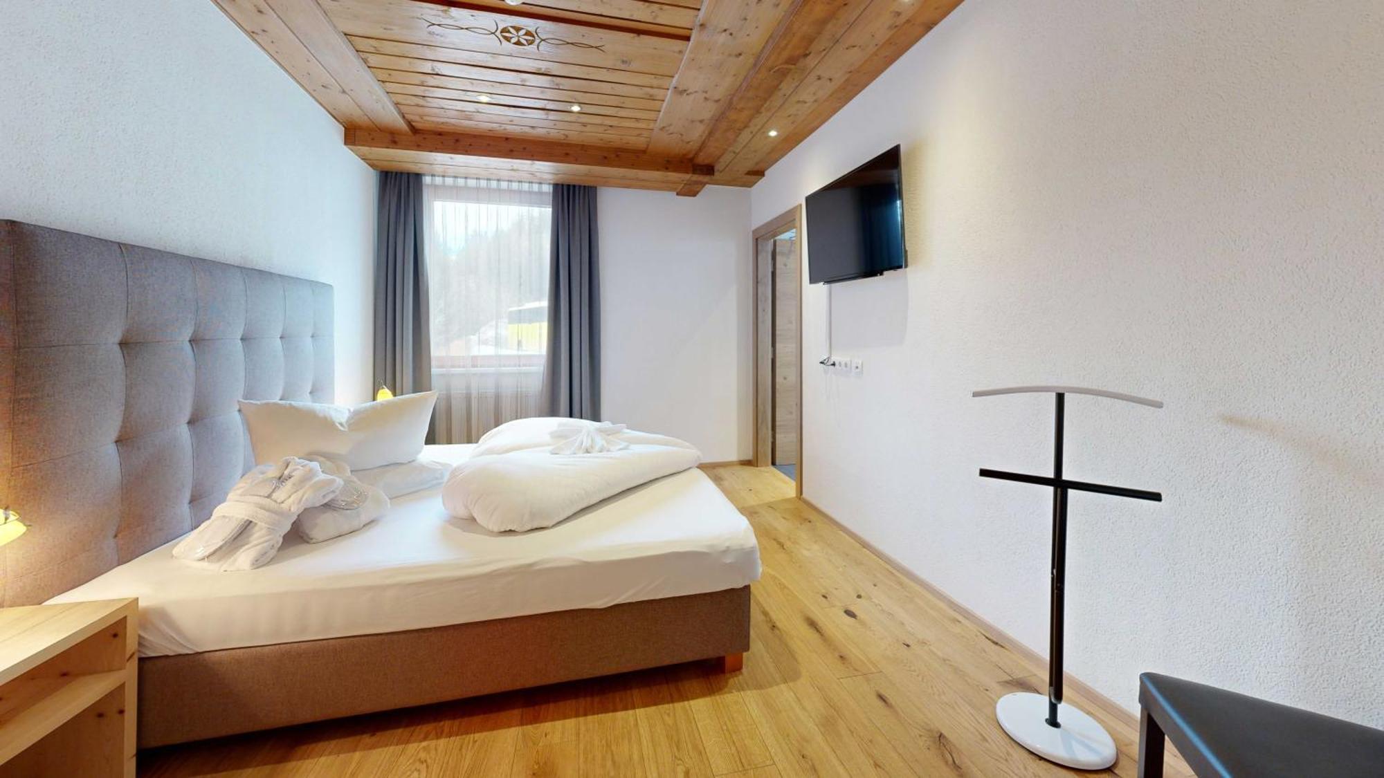 Wellness Aparthotel Panorama Alpin - Ferienwohnungen Jerzens Im Pitztal Bagian luar foto