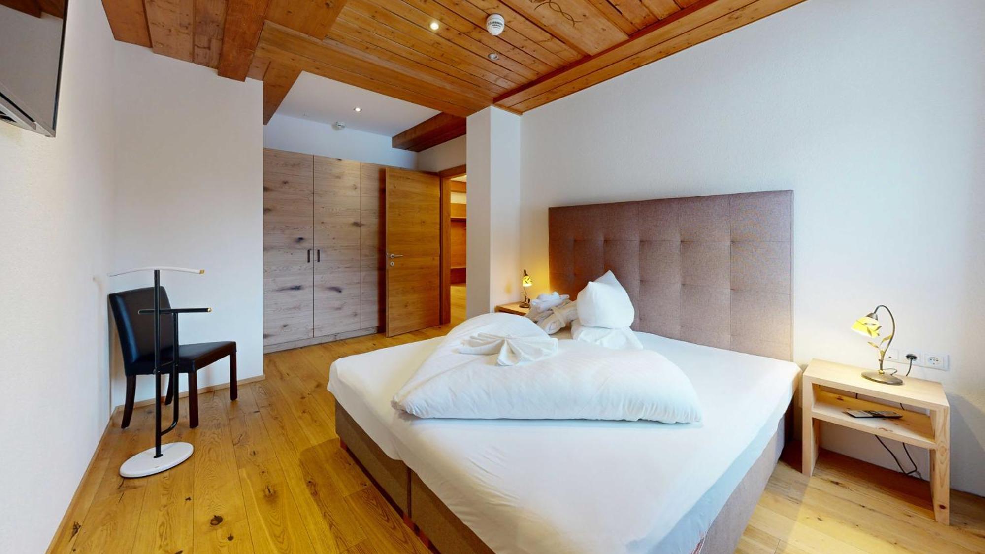 Wellness Aparthotel Panorama Alpin - Ferienwohnungen Jerzens Im Pitztal Bagian luar foto